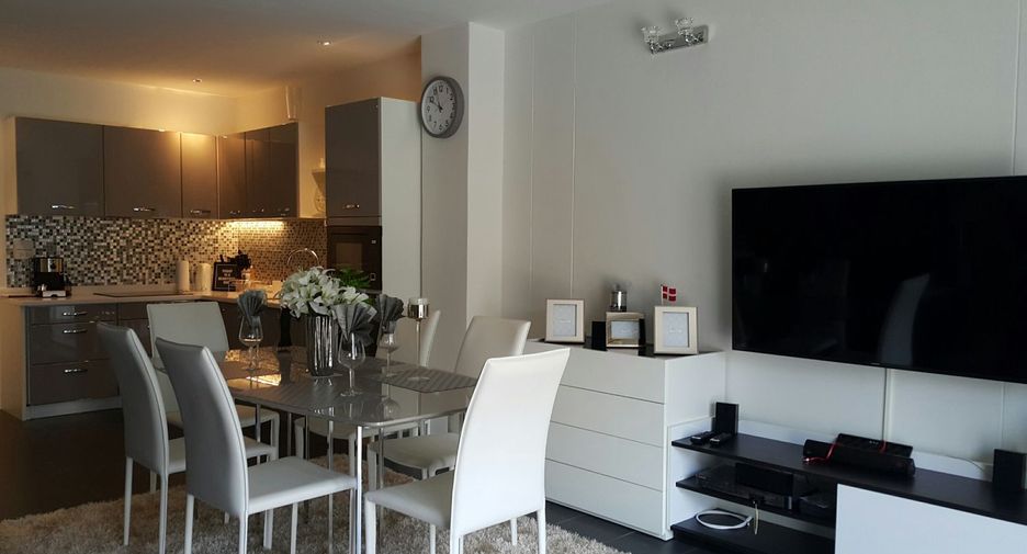 Casa adosada en venta de 4 habitaciones en Mueang Rayong, Rayong