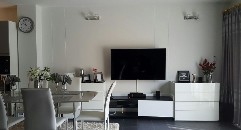 Casa adosada en venta de 4 habitaciones en Mueang Rayong, Rayong