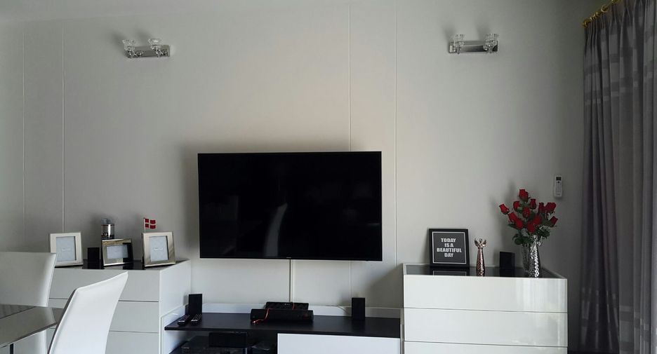 Casa adosada en venta de 4 habitaciones en Mueang Rayong, Rayong