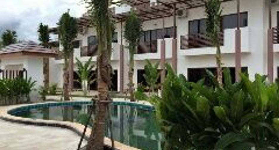 Casa adosada en venta de 4 habitaciones en Mueang Rayong, Rayong