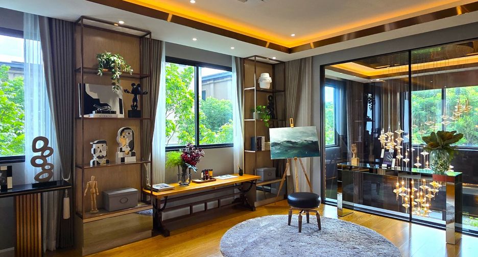 For sale 5 bedrooms house in Bang Phli, Samut Prakan
