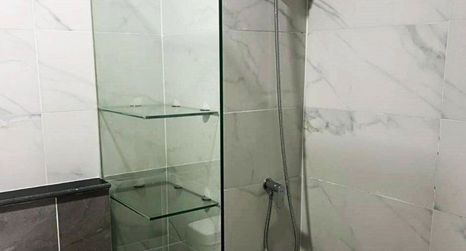 For rent and for sale 1 bed condo in Phra Pradaeng, Samut Prakan