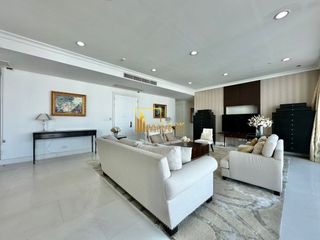 À louer et à vendre 4 chambres condo à Watthana, Bangkok