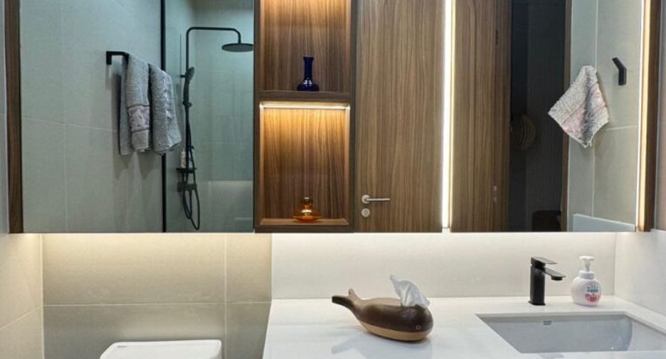 For rent and for sale 2 bedrooms condo in Yan Nawa, Bangkok
