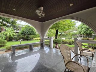For sale 5 bedrooms house in Suan Luang, Bangkok