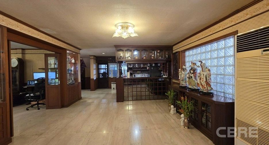 For sale 5 ベッドルーム house in Suan Luang, Bangkok