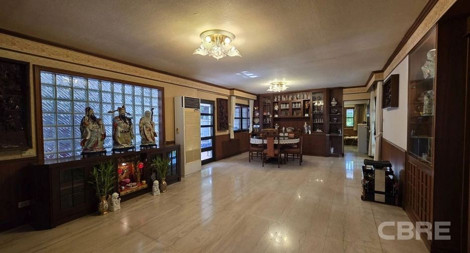For sale 5 ベッドルーム house in Suan Luang, Bangkok