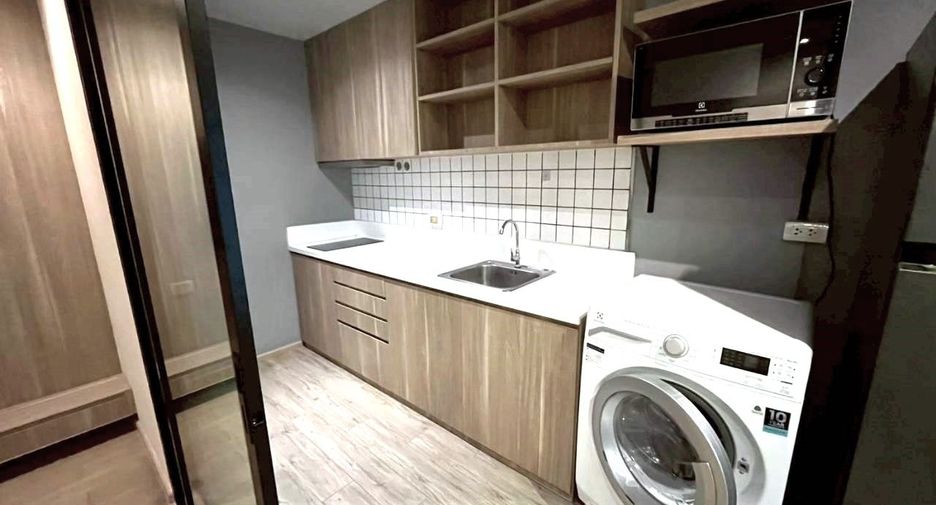 Wohnung zur Miete mit 2 Zimmer in Watthana, Bangkok