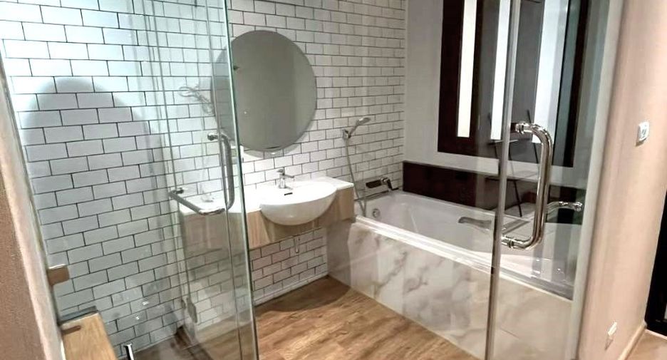 Wohnung zur Miete mit 2 Zimmer in Watthana, Bangkok