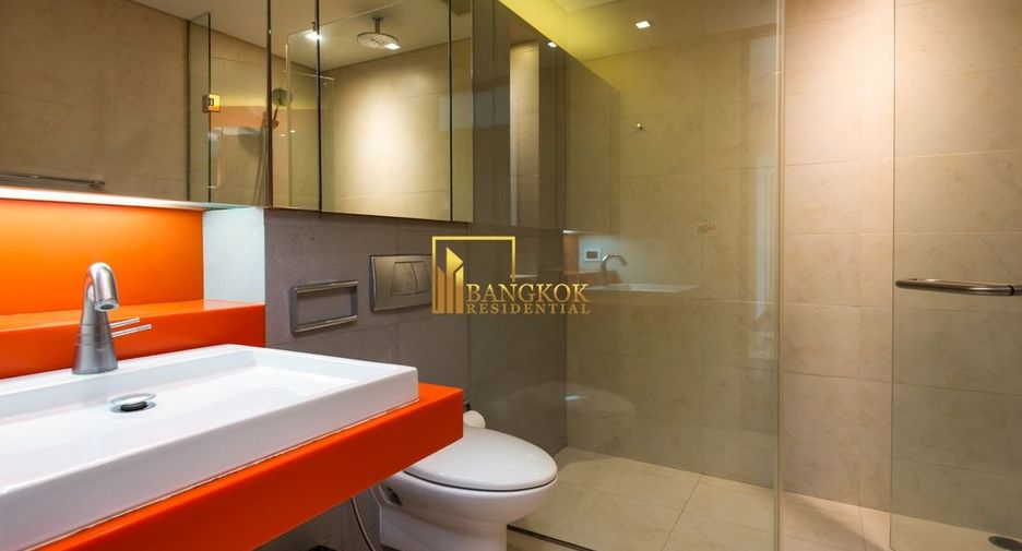 For sale 4 bedrooms condo in Khlong Toei, Bangkok