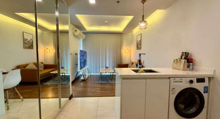 Condo en alquiler de 1 habitaciones en Bang Lamung, Chonburi