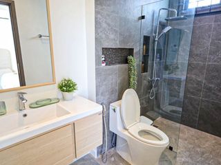 For sale 5 ベッドルーム villa in Bang Lamung, Chonburi