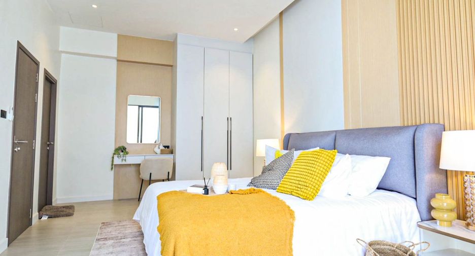 For sale 5 bedrooms villa in Bang Lamung, Chonburi
