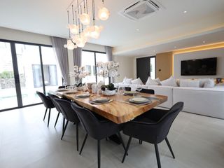 À vendre 5 chambres villa à Bang Lamung, Chonburi