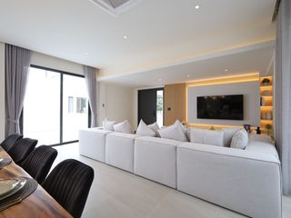 À vendre 5 chambres villa à Bang Lamung, Chonburi