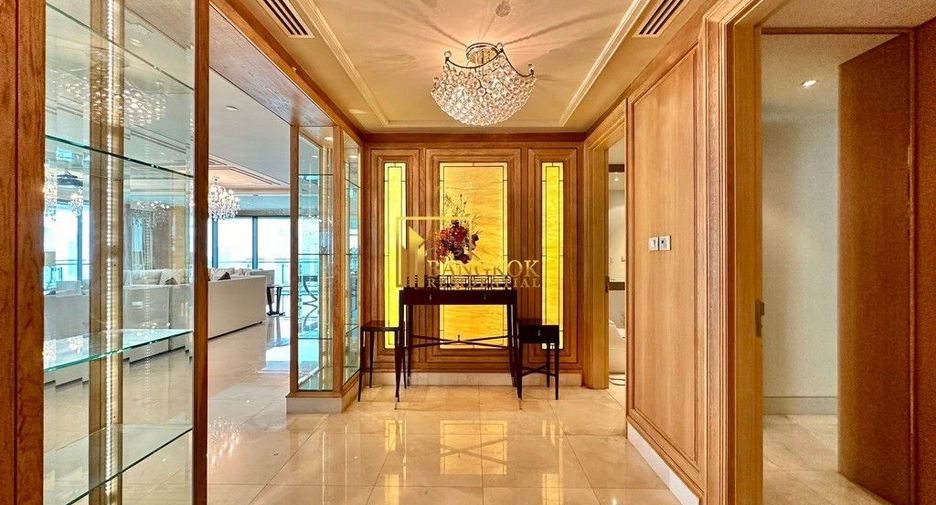 Condo en alquiler y en venta de 3 habitaciones en Pathum Wan, Bangkok