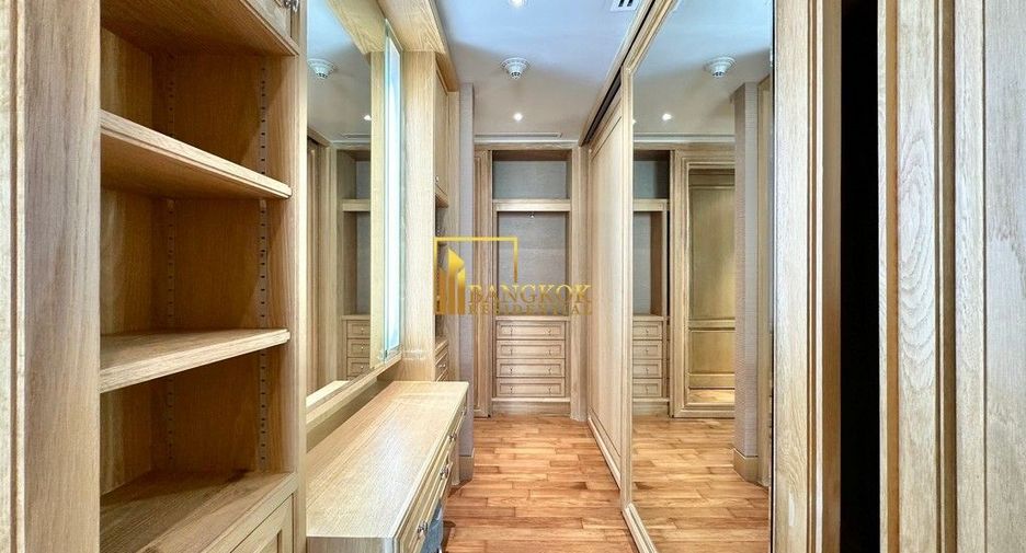 Condo en alquiler y en venta de 3 habitaciones en Pathum Wan, Bangkok