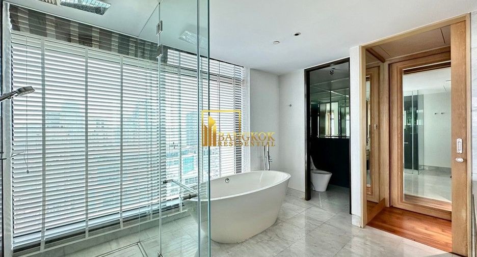 Condo en alquiler y en venta de 3 habitaciones en Pathum Wan, Bangkok