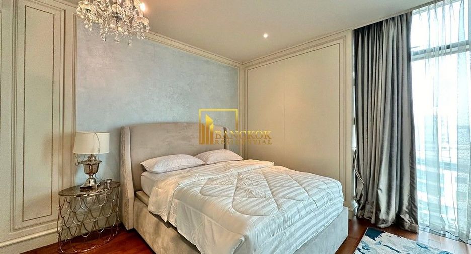 Condo en alquiler y en venta de 3 habitaciones en Pathum Wan, Bangkok