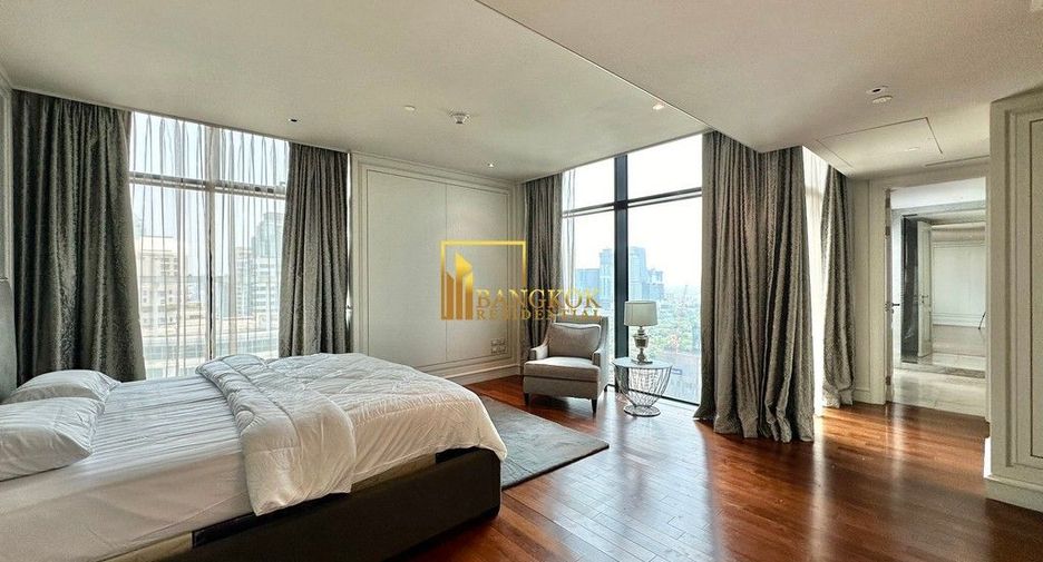 Condo en alquiler y en venta de 3 habitaciones en Pathum Wan, Bangkok