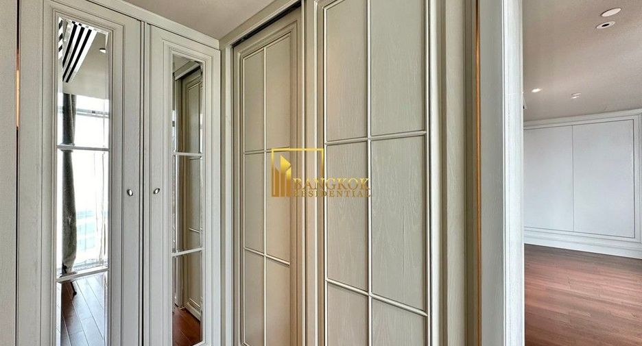 Condo en alquiler y en venta de 3 habitaciones en Pathum Wan, Bangkok