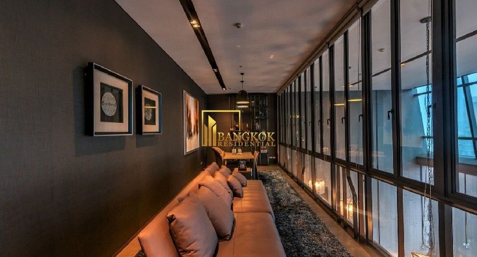 For sale 3 bedrooms condo in Khlong Toei, Bangkok