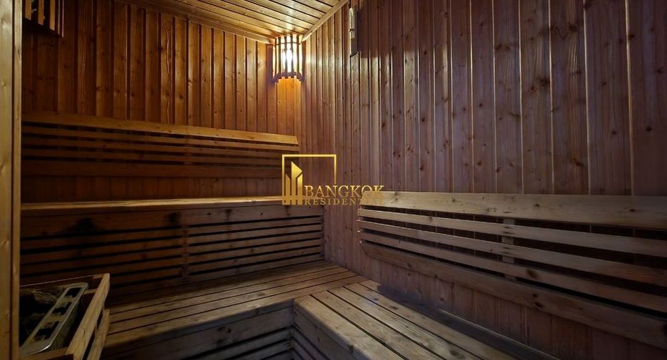 For sale 2 bedrooms condo in Watthana, Bangkok