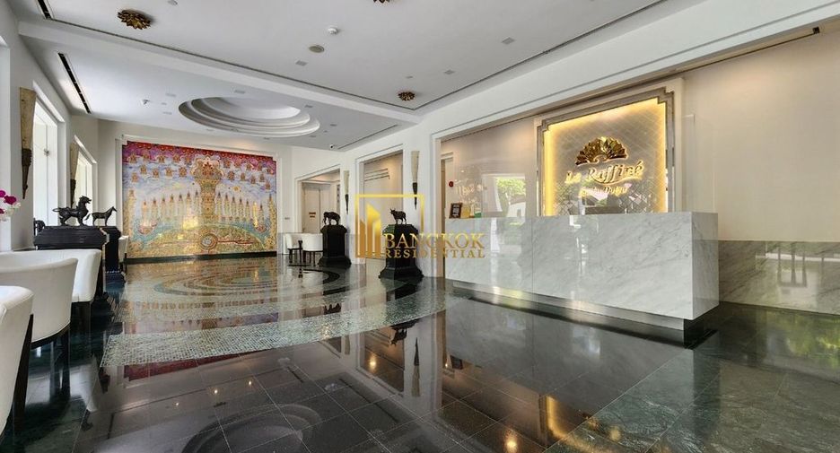 For sale 2 bedrooms condo in Watthana, Bangkok