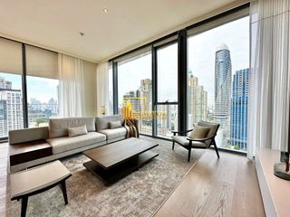 For rent and for sale 2 bedrooms condo in Pathum Wan, Bangkok