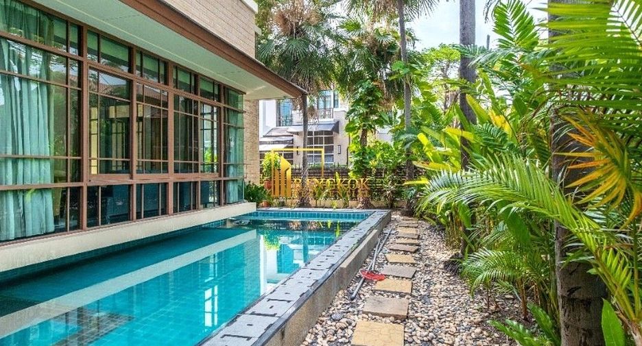 À louer et à vendre 4 chambres maison à Watthana, Bangkok
