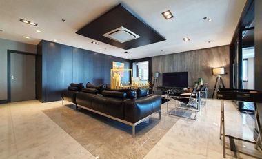 Condo en alquiler y en venta de 4 habitaciones en Watthana, Bangkok