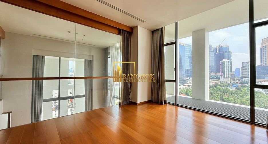 For rent 3 bedrooms condo in Sathon, Bangkok