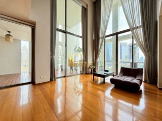 À louer 3 chambres condo à Sathon, Bangkok