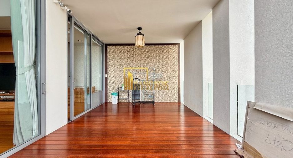 For rent 3 bedrooms condo in Sathon, Bangkok