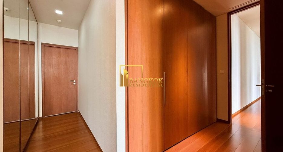 For rent 3 bedrooms condo in Sathon, Bangkok