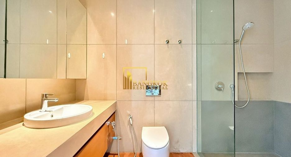 For rent 3 bedrooms condo in Sathon, Bangkok