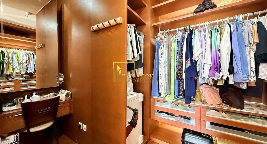 For rent 3 bedrooms condo in Sathon, Bangkok