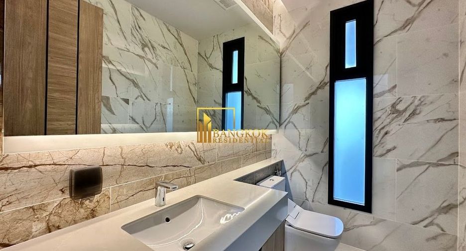 Haus zur Miete und zum Kauf mit 4 Zimmer in Suan Luang, Bangkok