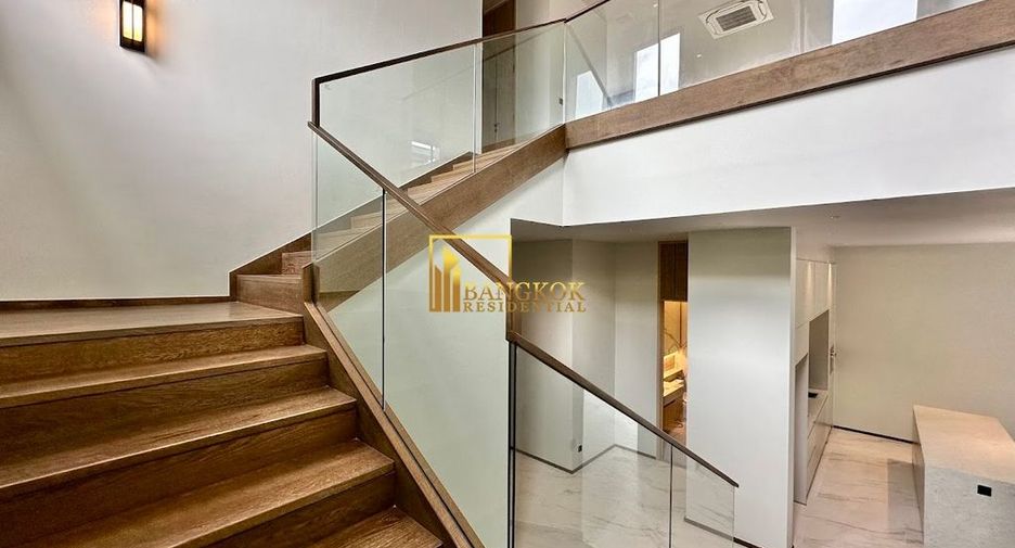 Haus zur Miete und zum Kauf mit 4 Zimmer in Suan Luang, Bangkok