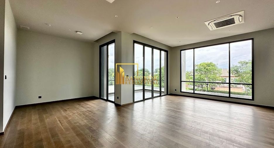 Haus zur Miete und zum Kauf mit 4 Zimmer in Suan Luang, Bangkok