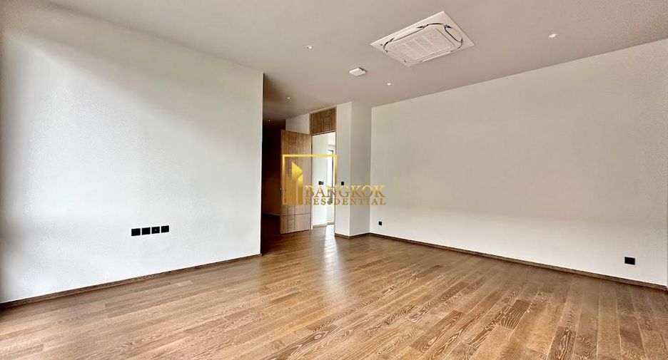 Haus zur Miete und zum Kauf mit 4 Zimmer in Suan Luang, Bangkok