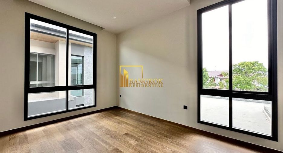 Haus zur Miete und zum Kauf mit 4 Zimmer in Suan Luang, Bangkok