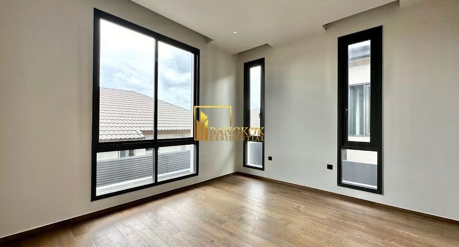 Haus zur Miete und zum Kauf mit 4 Zimmer in Suan Luang, Bangkok