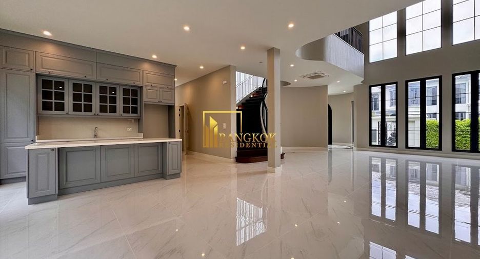 For rent and for sale 5 bedrooms house in Bang Kapi, Bangkok