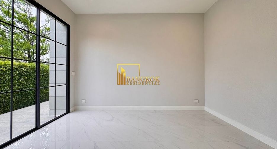 For rent and for sale 5 bedrooms house in Bang Kapi, Bangkok
