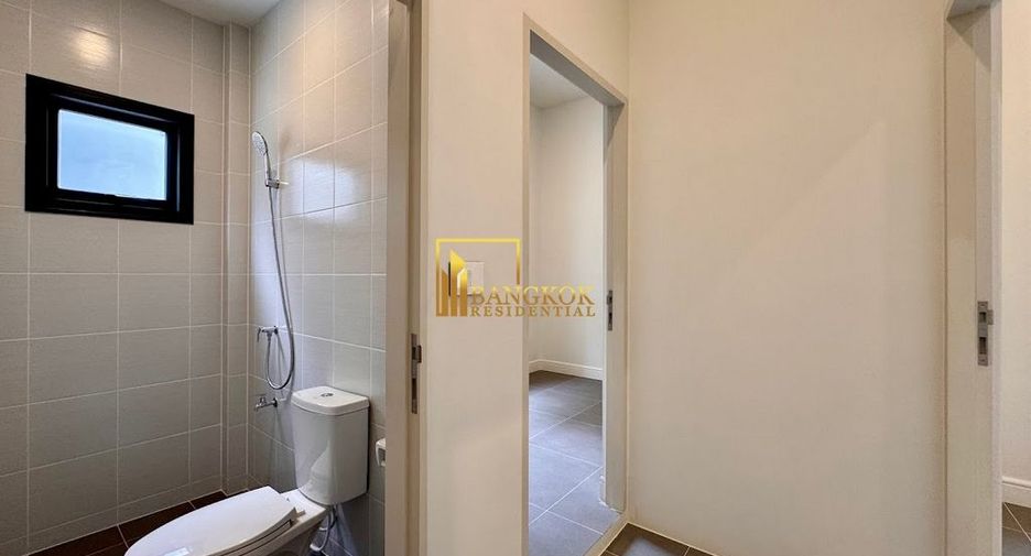 For rent and for sale 5 bedrooms house in Bang Kapi, Bangkok