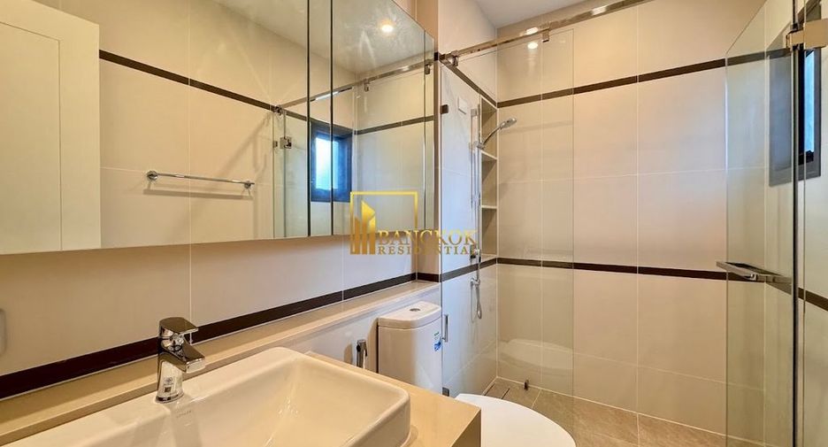 For rent and for sale 5 bedrooms house in Bang Kapi, Bangkok