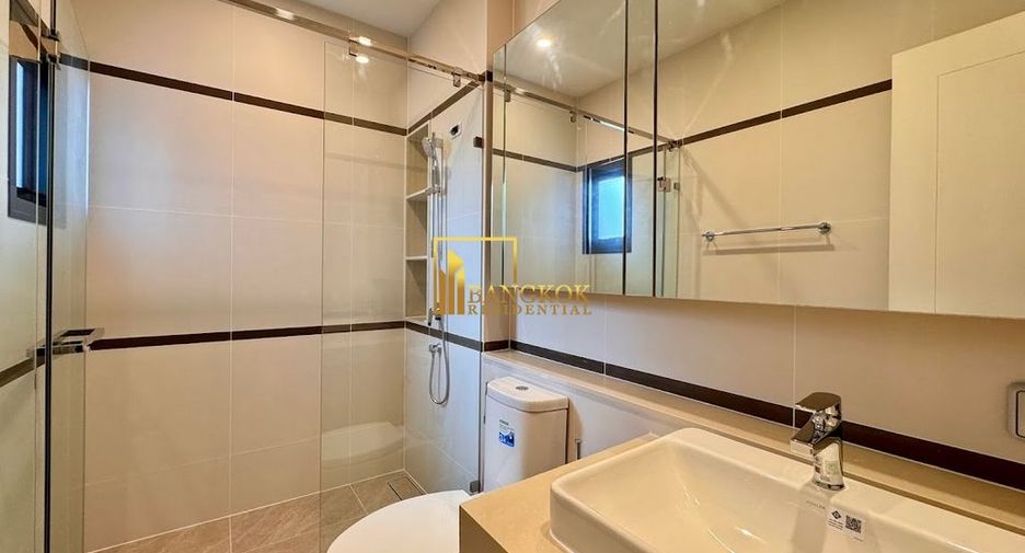 For rent and for sale 5 bedrooms house in Bang Kapi, Bangkok