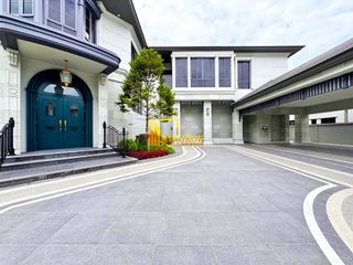 For rent and for sale 5 bedrooms house in Bang Kapi, Bangkok