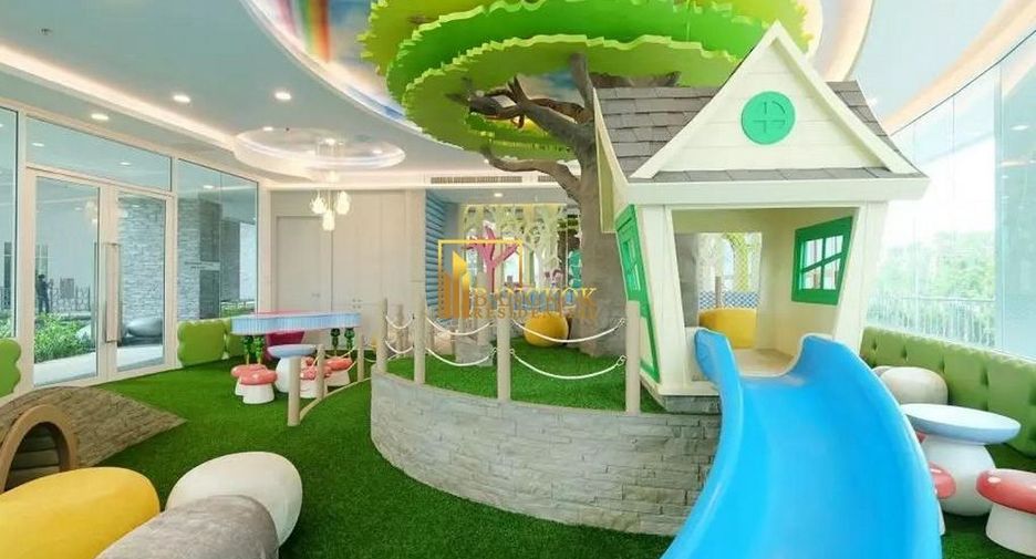 Wohnung zur Miete und zum Kauf mit 4 Zimmer in Yan Nawa, Bangkok